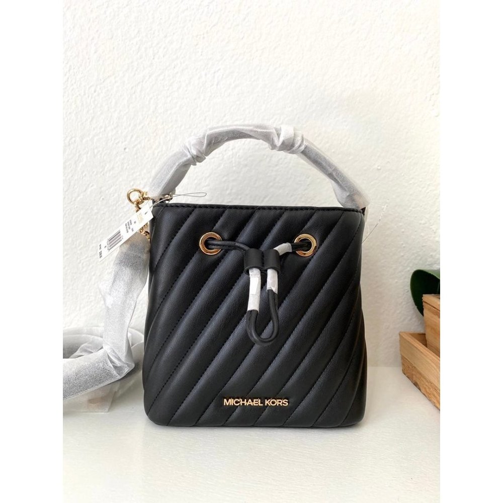 Michael Kors Suri SM Quilted Crossbody